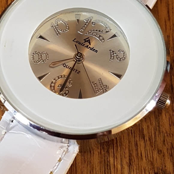 LOUIS ARDEN new old stock  Large Face  Wrist Watch - Picture 1 of 9